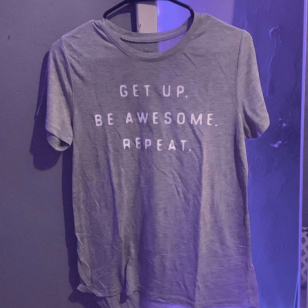 Gray graphic Tee